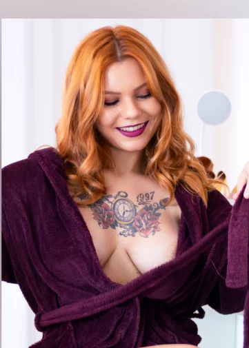 Photo of model @vixenfree