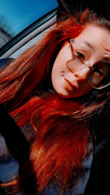 Photo of model @wetasskitten