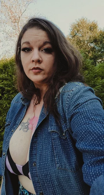 Photo of model @witchofwaxhaw