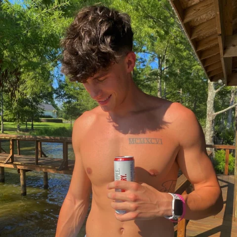 Photo of model @xcalebbbx