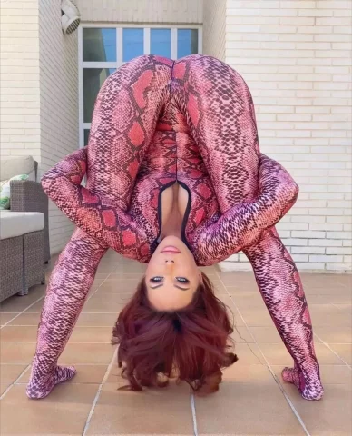 Photo of model @yaelayoga