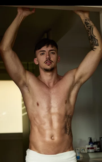 Photo of model @yeribluexx