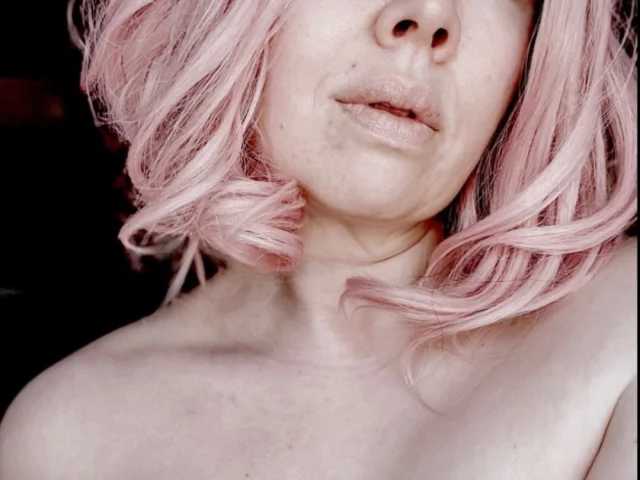 Photo of model @youmaycallmeannie