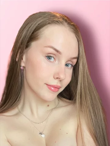 Photo of model @your_lolly18