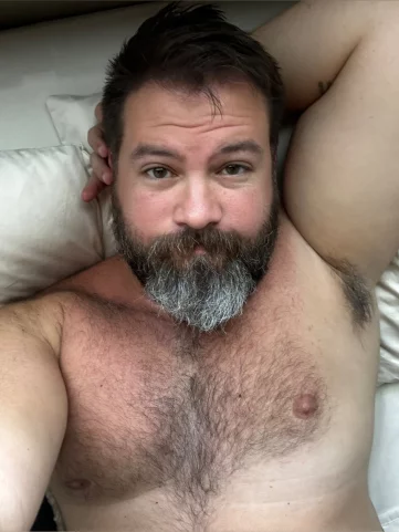 Photo of model @yourdailybrent