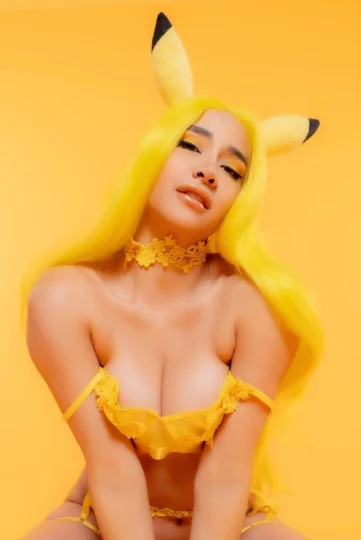 Photo of model @yourinternetgf_