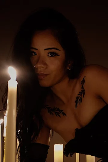 Photo of model @yourladyrain