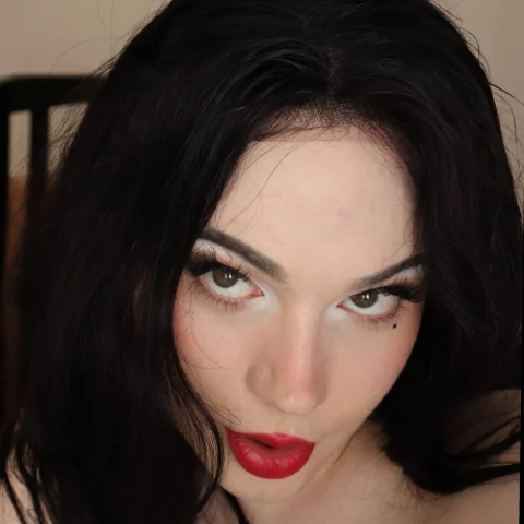 Photo of model @yunayule