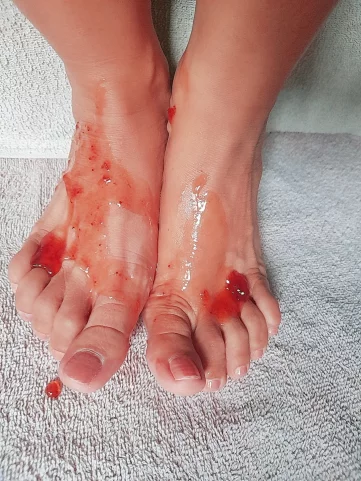 Photo of model @zafiro_feet18