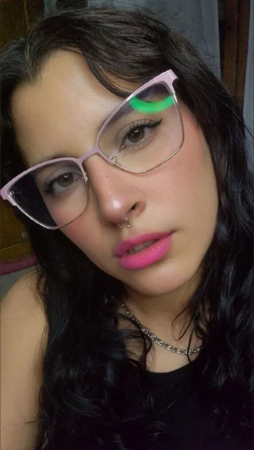 Photo of model @zoesnakefree