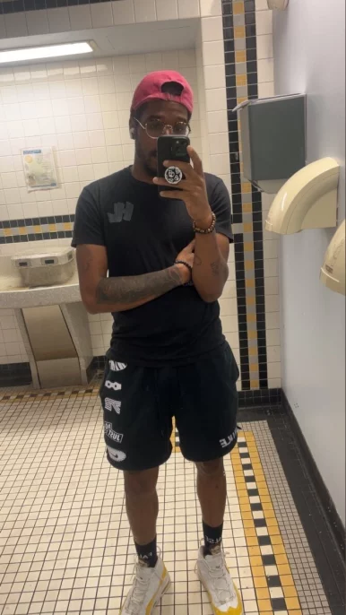 Photo of model @8inchdex