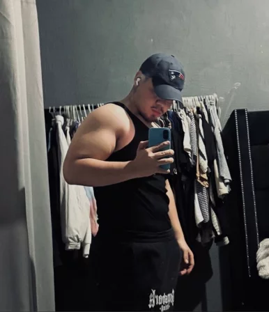 Photo of model @aantuuuuuuuu