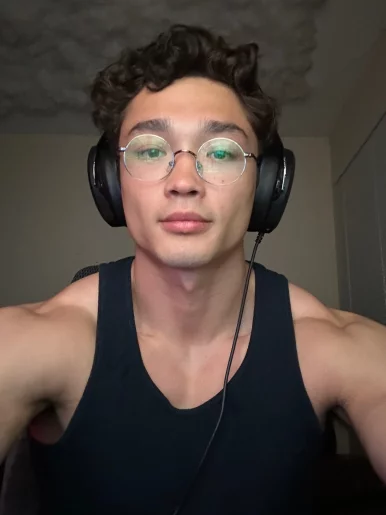 Photo of model @abbuddy920236