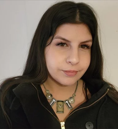 Photo of model @abigaillatinafree