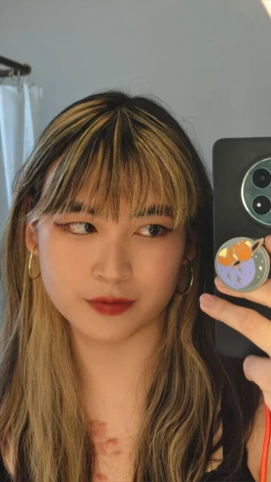 Photo of model @actuallyapril