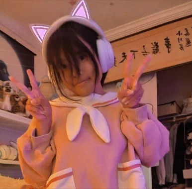 Photo of model @akikokitty98