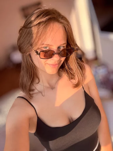 Photo of model @aleksniks