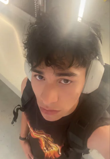 Photo of model @alexanderisheat