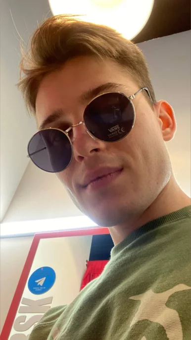 Photo of model @alicekaneky_xx