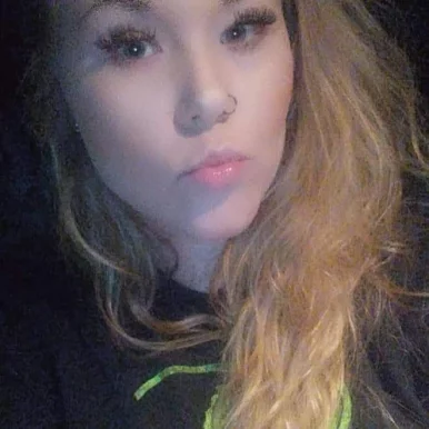 Photo of model @aliceleann2821