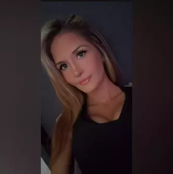 Photo of model @alwaysally