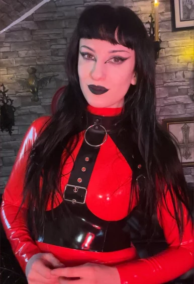 Photo of model @amber666angel