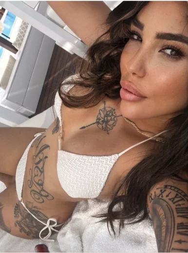 Photo of model @ameliereveofficial