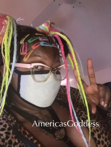 Photo of model @americasgoddess