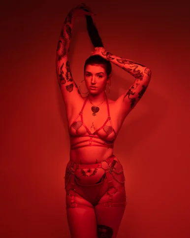 Photo of model @amyyy-oxxo