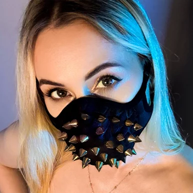 Photo of model @angryrose