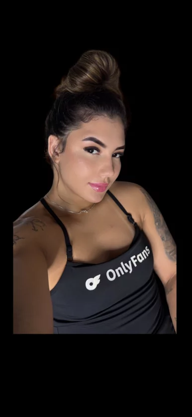 Photo of model @annahyller