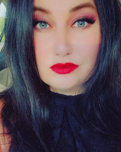 Photo of model @anniejayefree