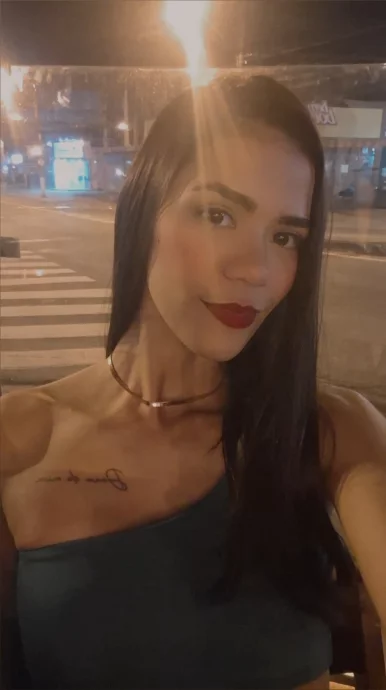 Photo of model @anninha7