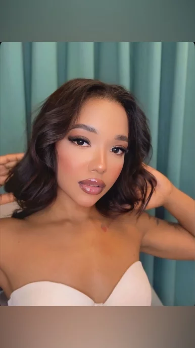 Photo of model @antoniaowens