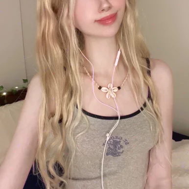 Photo of model @anyaluiza