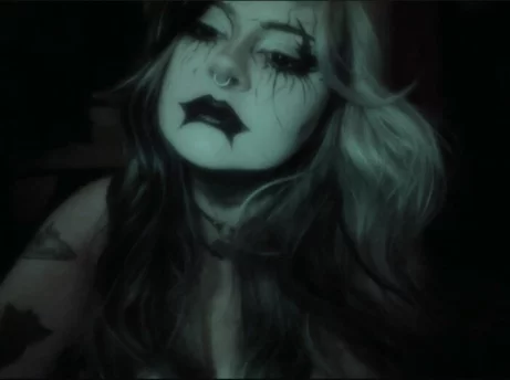 Photo of model @aphythecrybaby