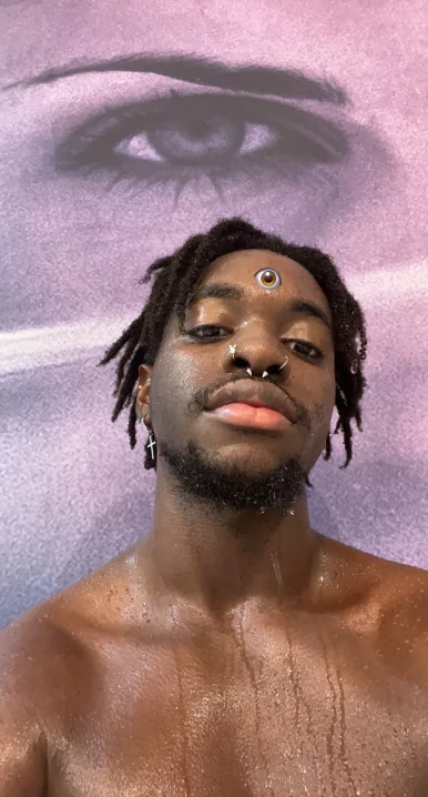 Photo of model @aquazay999