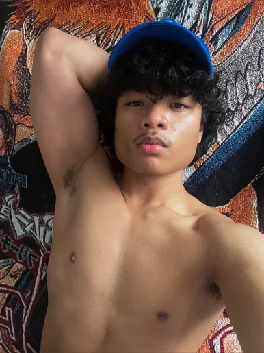 Photo of model @arcanineluv