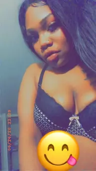 Photo of model @arieedagoat