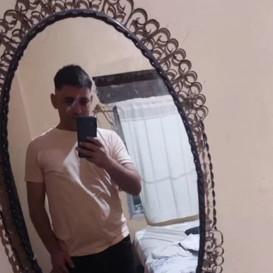 Photo of model @arielvf7