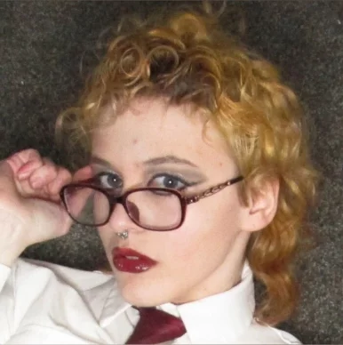 Photo of model @aroticaurora