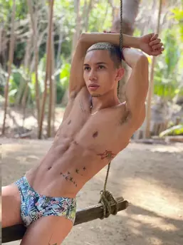 Photo of model @arturo223322