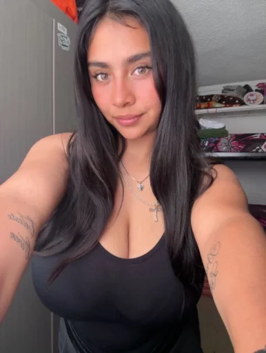 Photo of model @arysunset