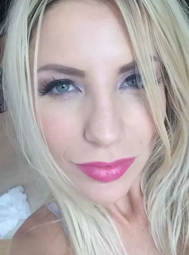 Photo of model @ashleyfires