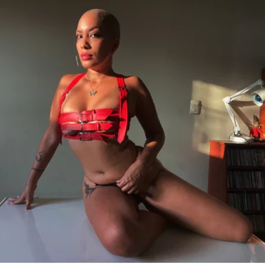 Photo of model @asiaonyx