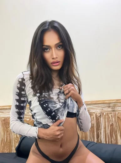 Photo of model @audreyasian