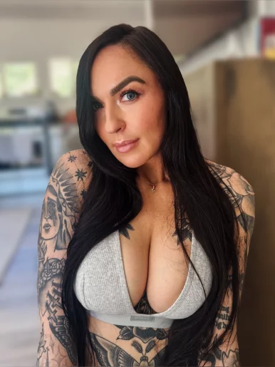 Photo of model @augustmunroe