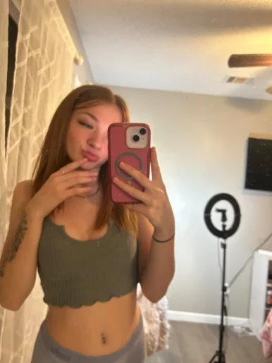 Photo of model @avabbyyyy