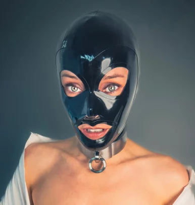 Photo of model @awickedcouple