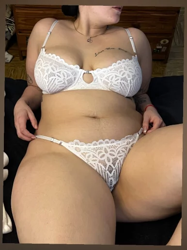 Photo of model @babyariv